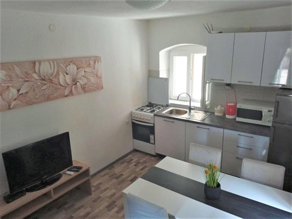 Apartment Karlito Kaštela Eksteriør billede