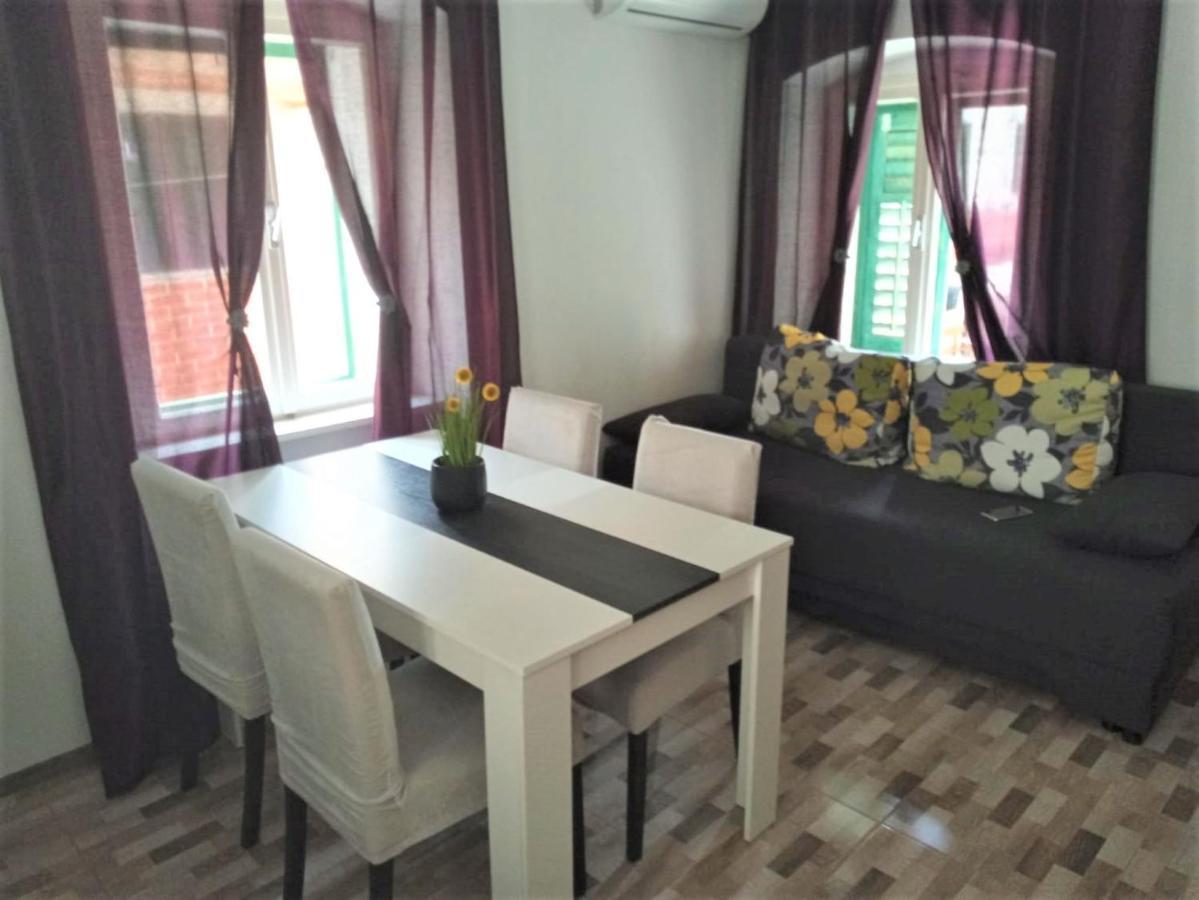 Apartment Karlito Kaštela Eksteriør billede